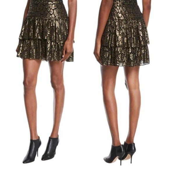 A.L.C. Dresses & Skirts - ALC Tiered Skirt with Gold Metallic New Size 2